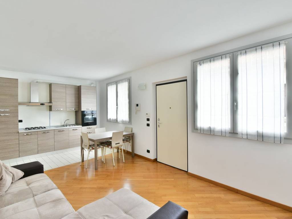 appartamento in vendita a Seregno