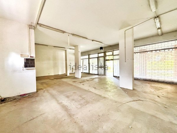 negozio in vendita a Seregno