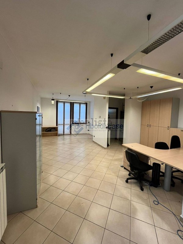 ufficio in vendita a Seregno