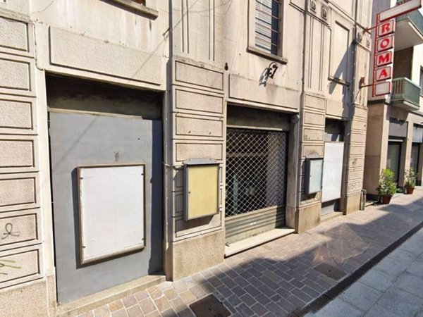 negozio in vendita a Seregno