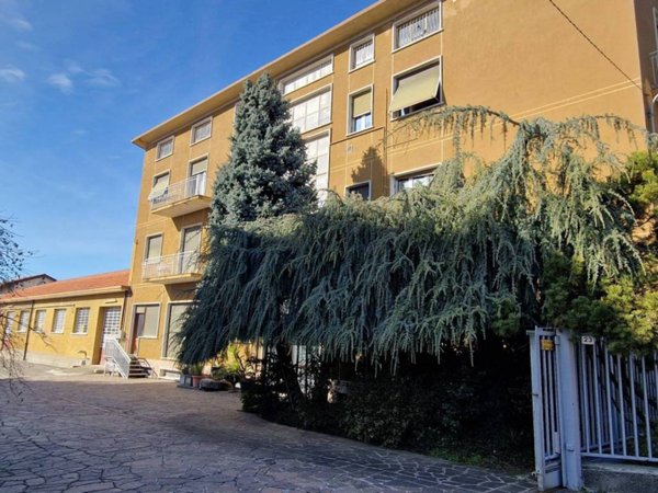 intera palazzina in vendita a Seregno