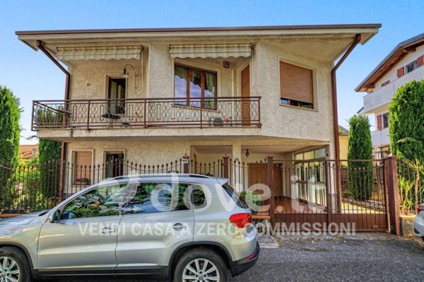 casa indipendente in vendita a Seregno