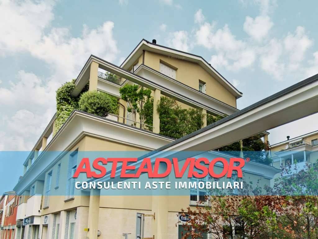 appartamento in vendita a Seregno