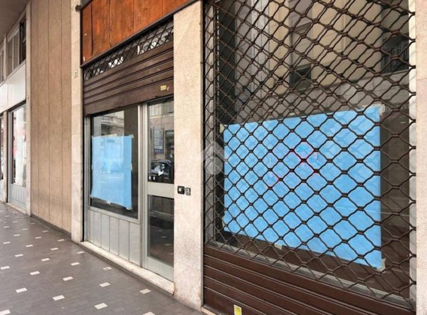 negozio in vendita a Seregno