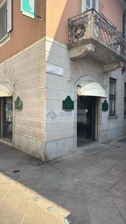 negozio in vendita a Seregno