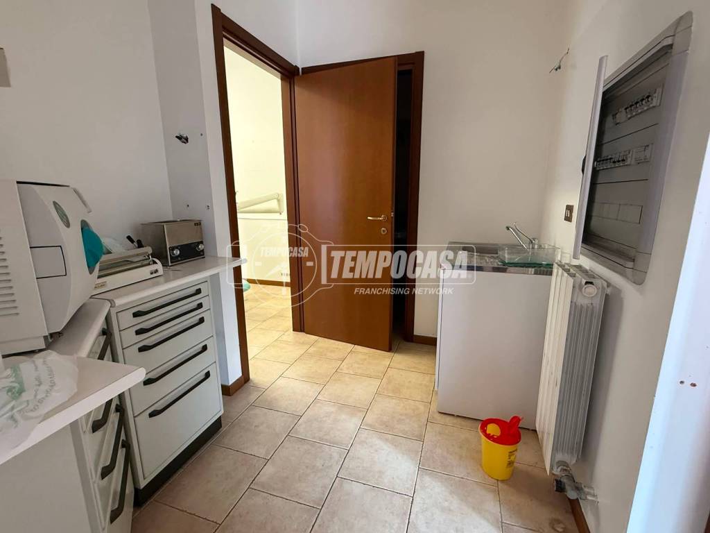 ufficio in vendita a Seregno