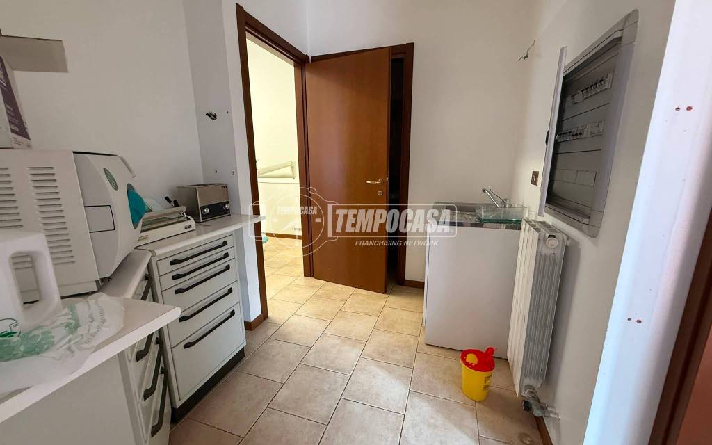 ufficio in vendita a Seregno
