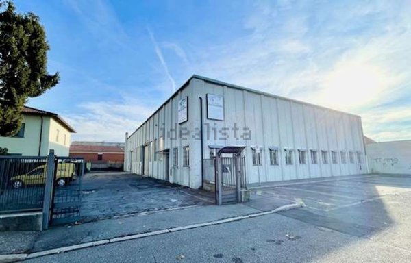 casa indipendente in vendita a Seregno