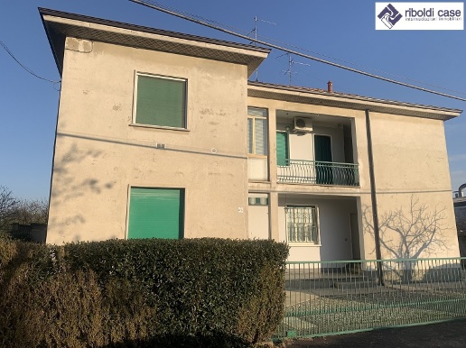 casa indipendente in vendita a Seregno
