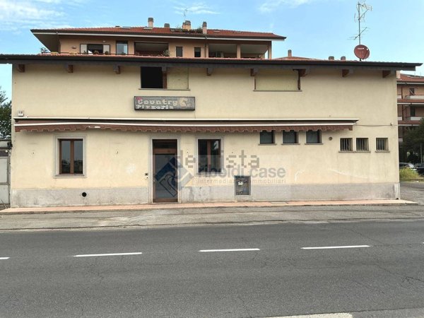 quadrivano in vendita a Seregno