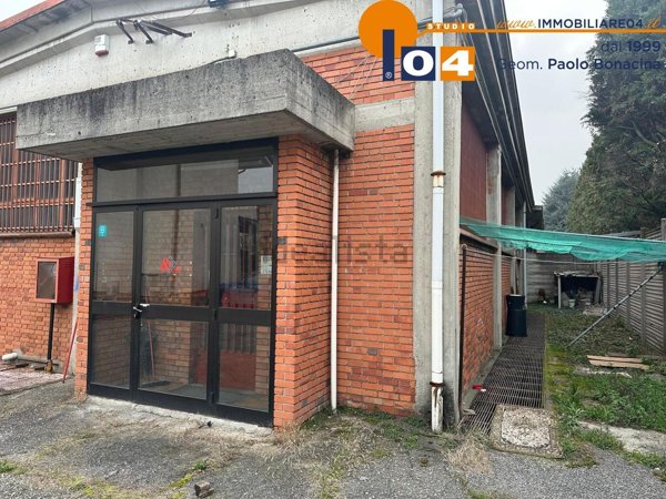 capannone in vendita a Seregno