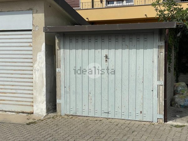 box auto in vendita a Seregno