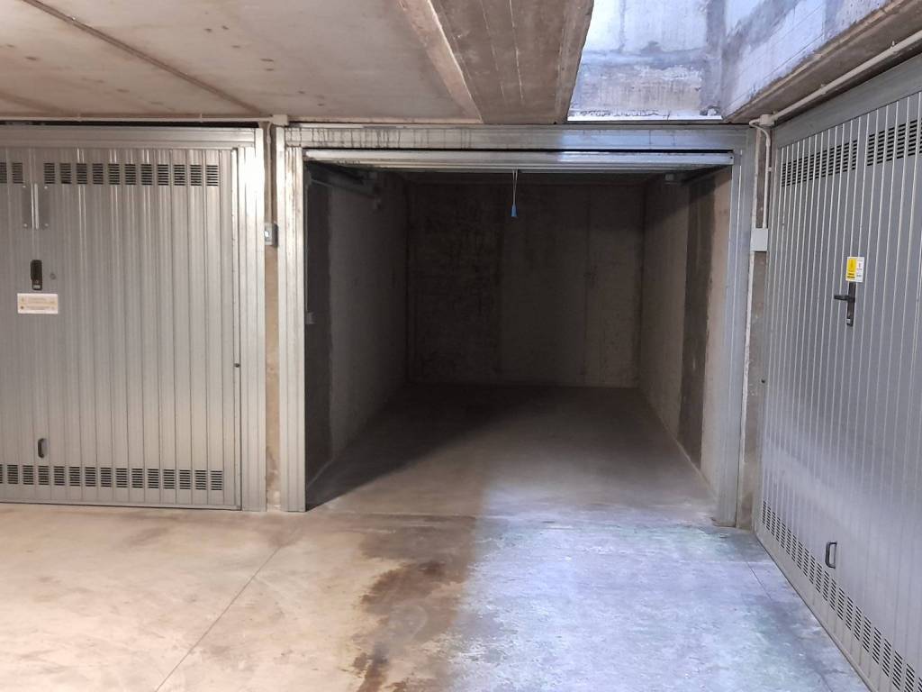 box auto in vendita a Seregno