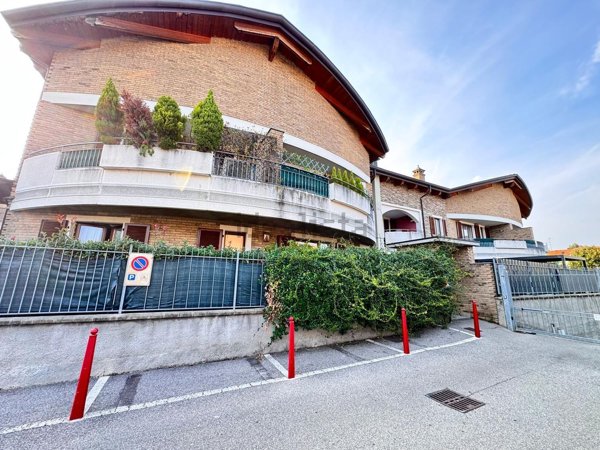 appartamento in vendita a Seregno