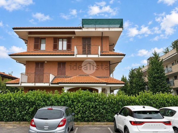 appartamento in vendita a Seregno