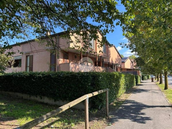 casa indipendente in vendita a Seregno