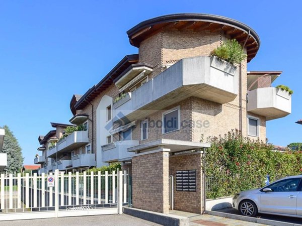 appartamento in vendita a Seregno