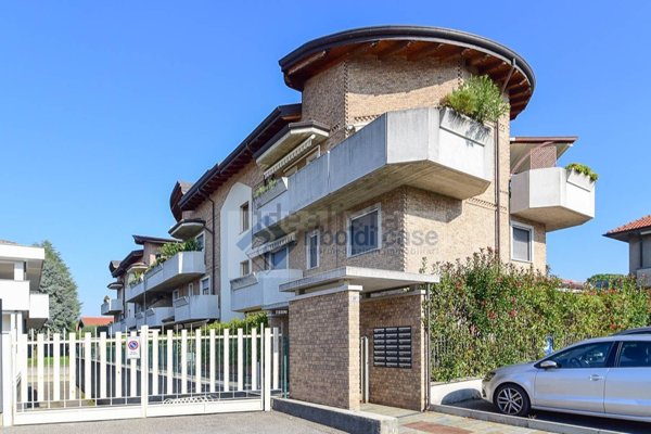 appartamento in vendita a Seregno
