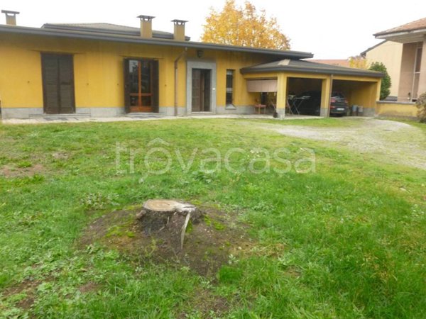 casa indipendente in vendita a Seveso