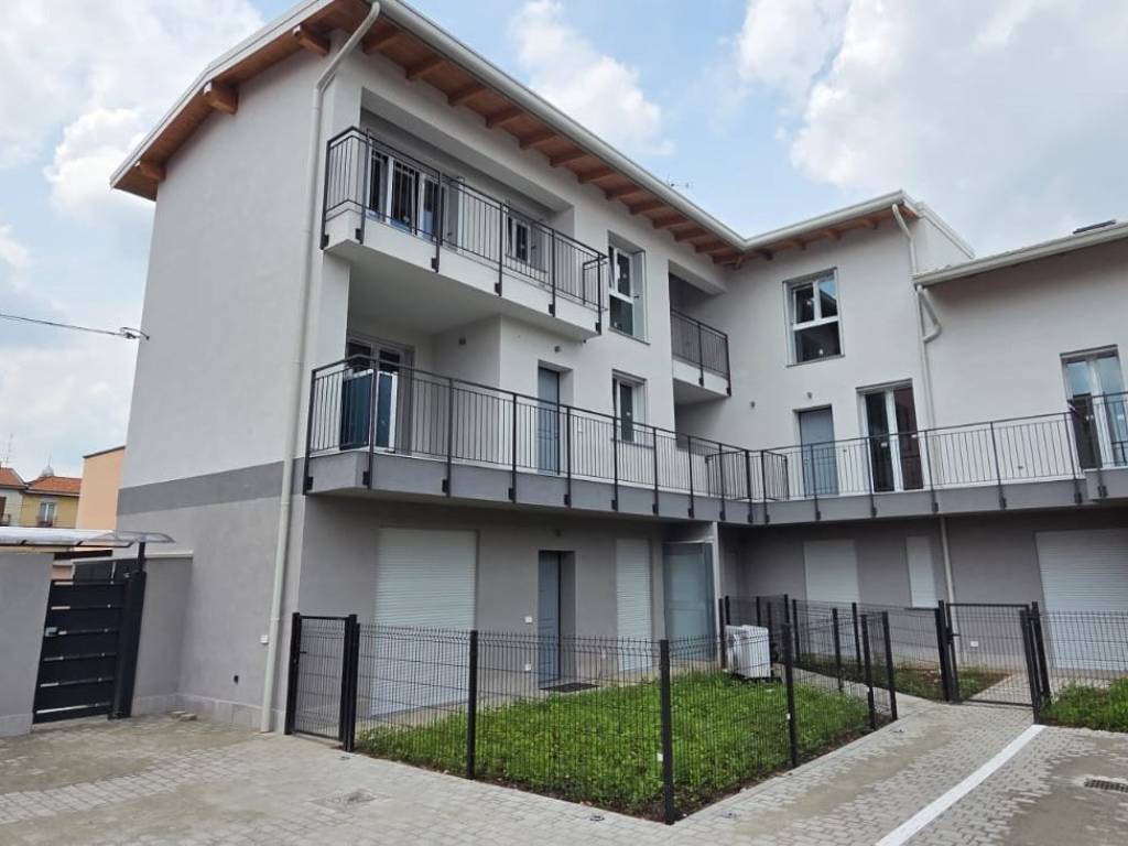 appartamento in vendita a Seveso in zona Baruccana