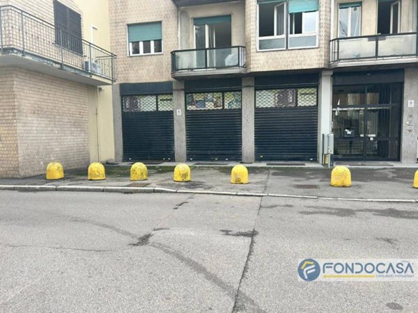 negozio in vendita a Seveso