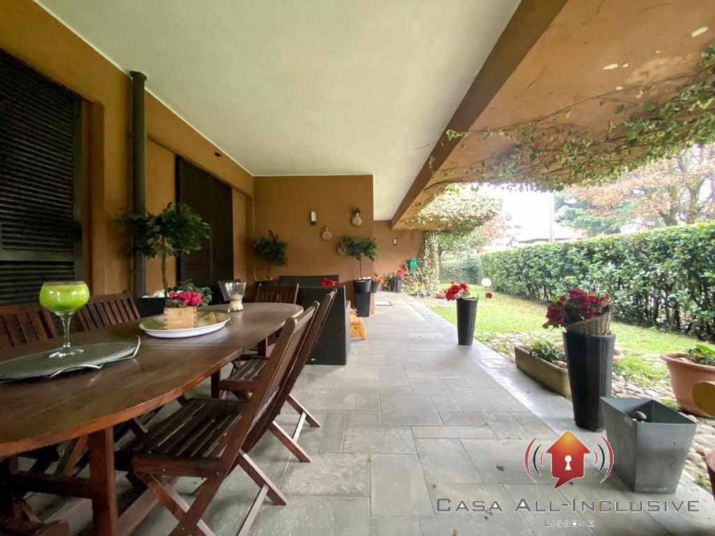casa indipendente in vendita a Seveso