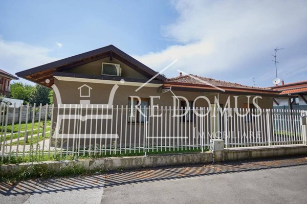 casa indipendente in vendita a Seveso