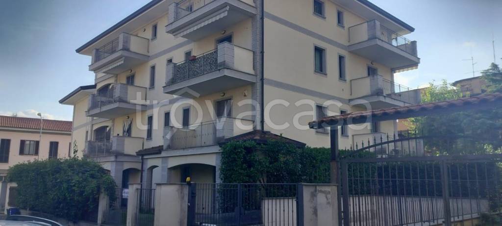 quadrivano in vendita a Seveso