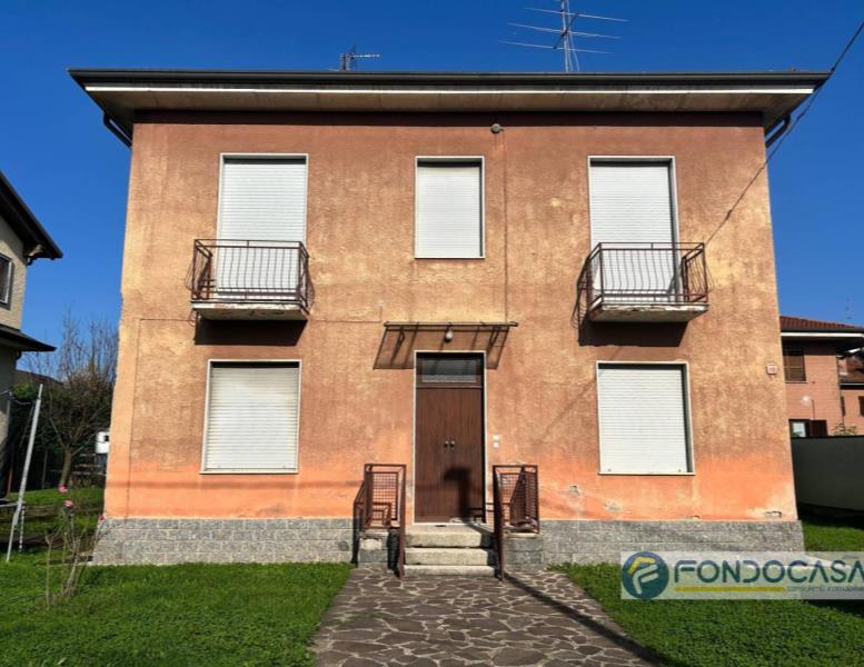 casa indipendente in vendita a Seveso