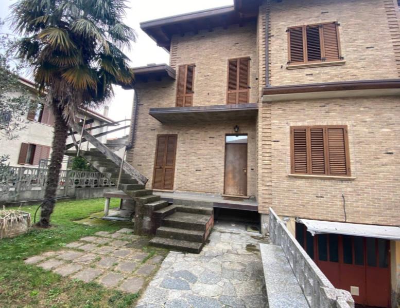 casa indipendente in vendita a Seveso