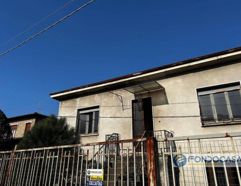 casa indipendente in vendita a Seveso