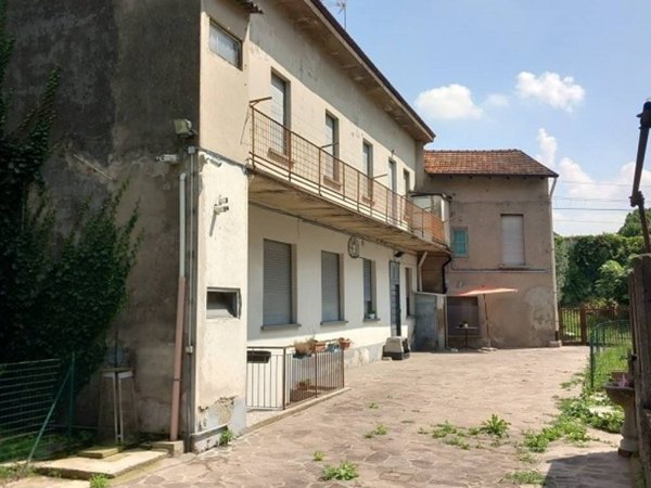 casa indipendente in vendita a Seveso in zona Baruccana