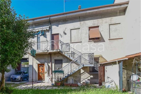 appartamento in vendita a Seveso in zona Baruccana