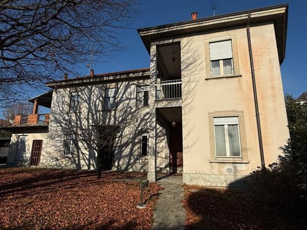 casa indipendente in vendita a Seveso