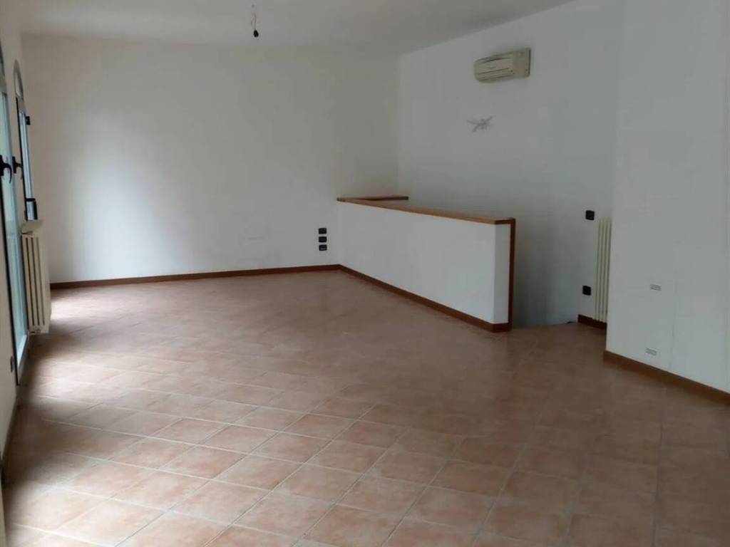 ufficio in vendita a Seveso