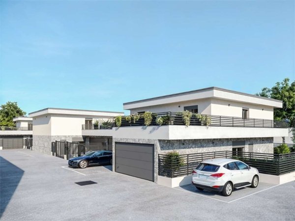 casa indipendente in vendita a Seveso