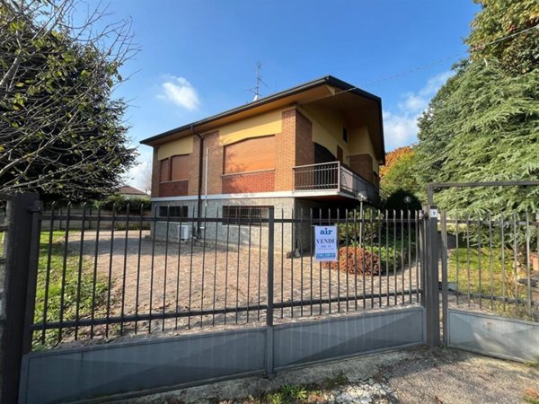 casa indipendente in vendita a Seveso