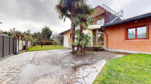 casa indipendente in vendita a Seveso