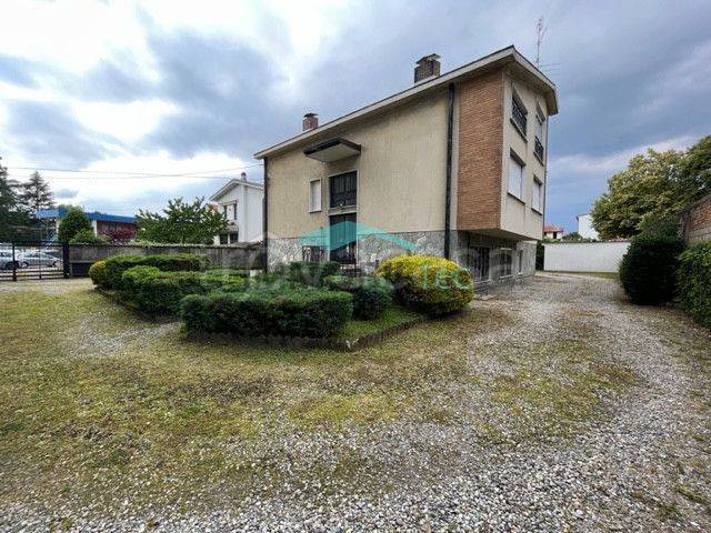 appartamento in vendita a Seveso