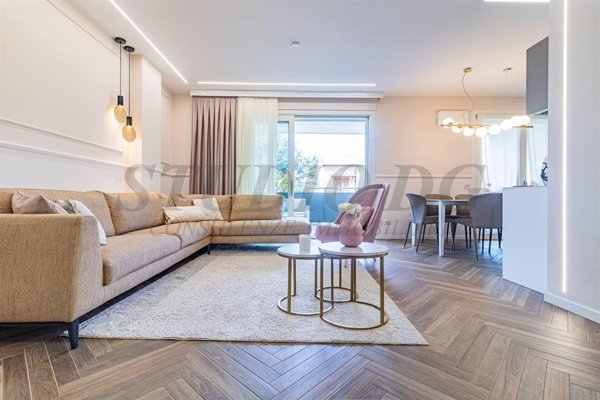 appartamento in vendita a Seveso in zona Baruccana