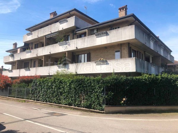 appartamento in vendita a Seveso in zona Baruccana
