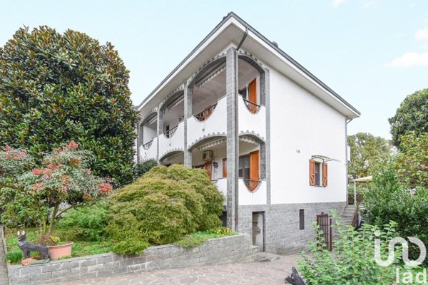 casa indipendente in vendita a Seveso