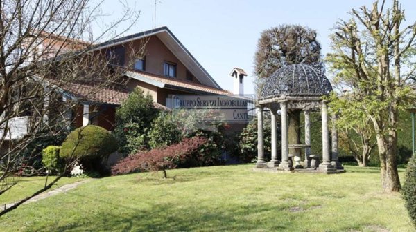 casa indipendente in vendita a Seveso