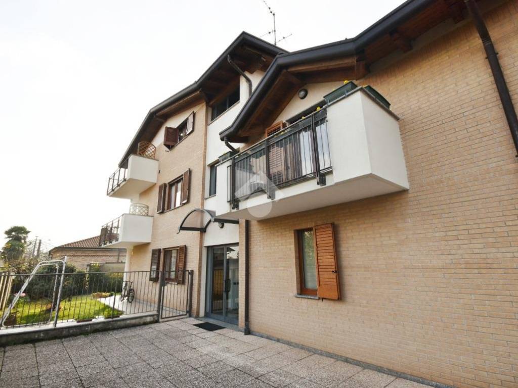 appartamento in vendita a Seveso in zona Baruccana