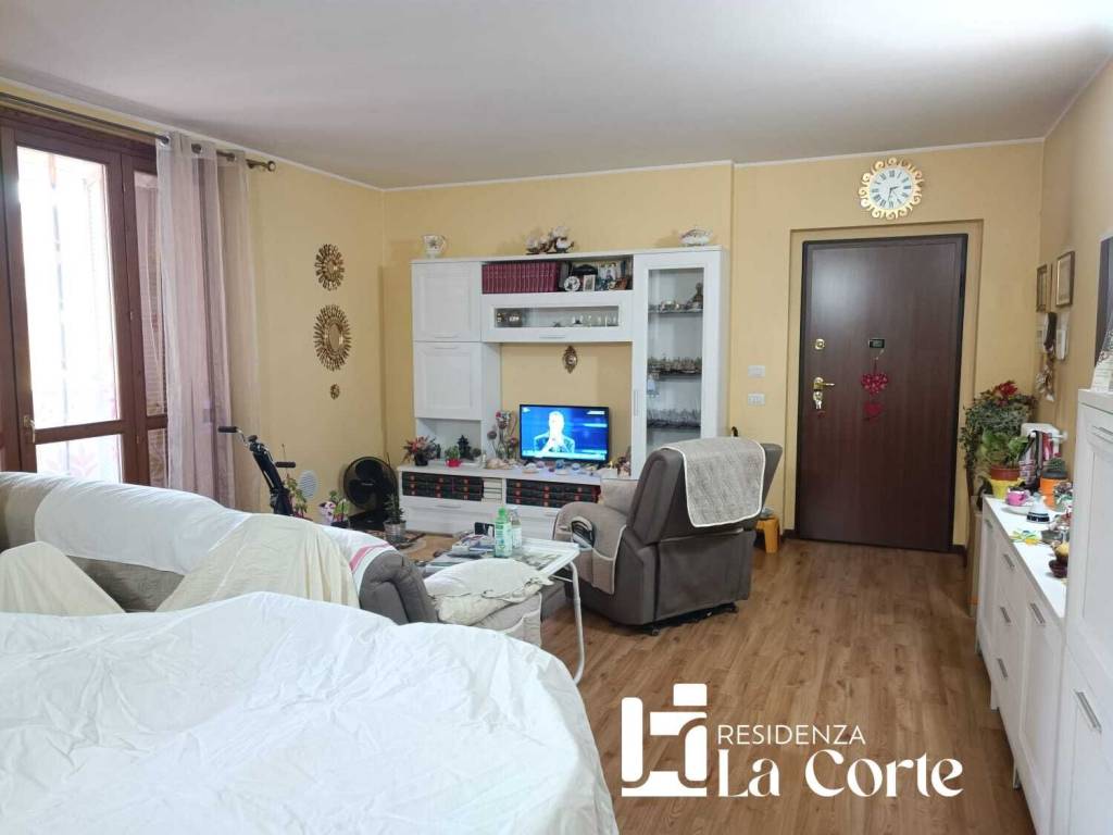 appartamento in vendita a Seveso in zona Baruccana