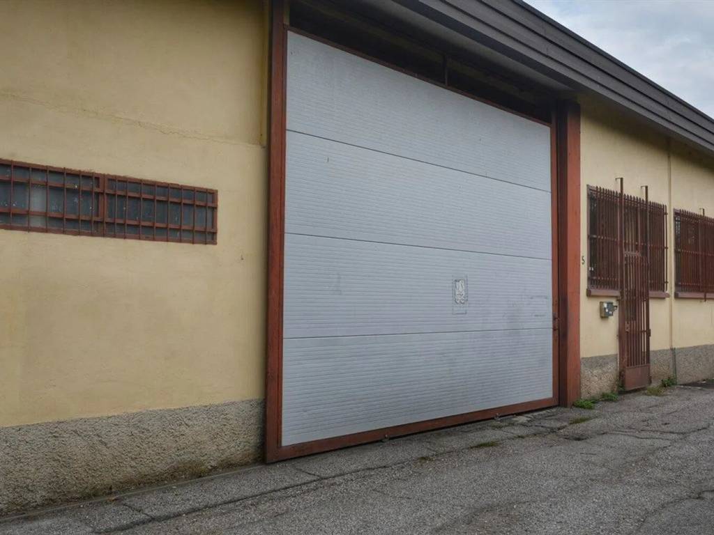 intera palazzina in vendita a Seveso