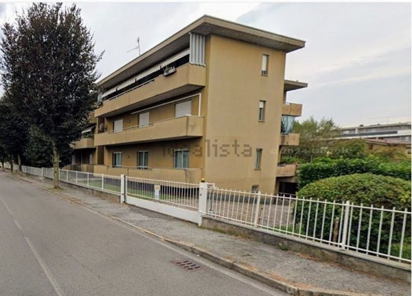 appartamento in vendita a Seveso in zona Baruccana