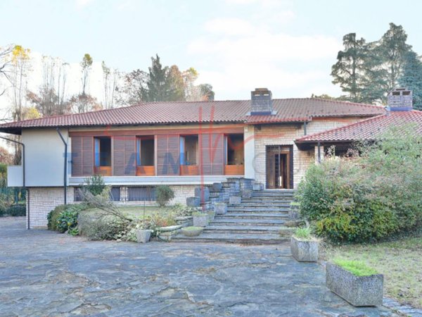 casa indipendente in vendita a Seveso in zona Baruccana