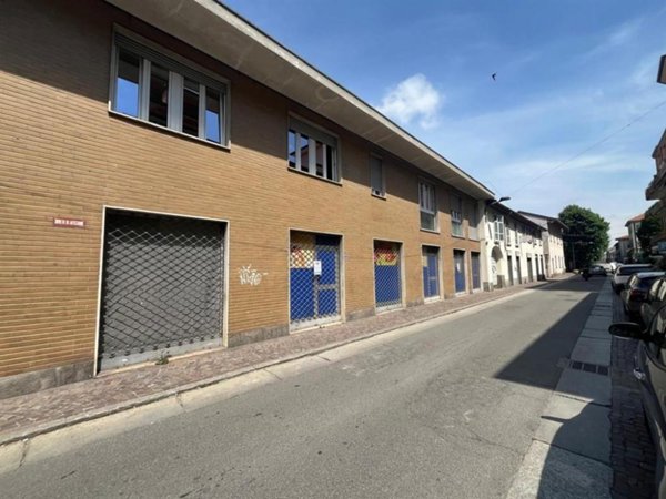 negozio in vendita a Seveso