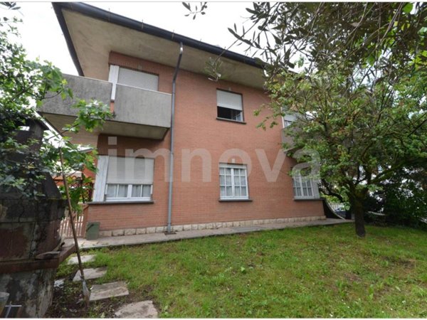 casa indipendente in vendita a Seveso in zona Baruccana